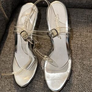 Elegant Silver Women's Sandals